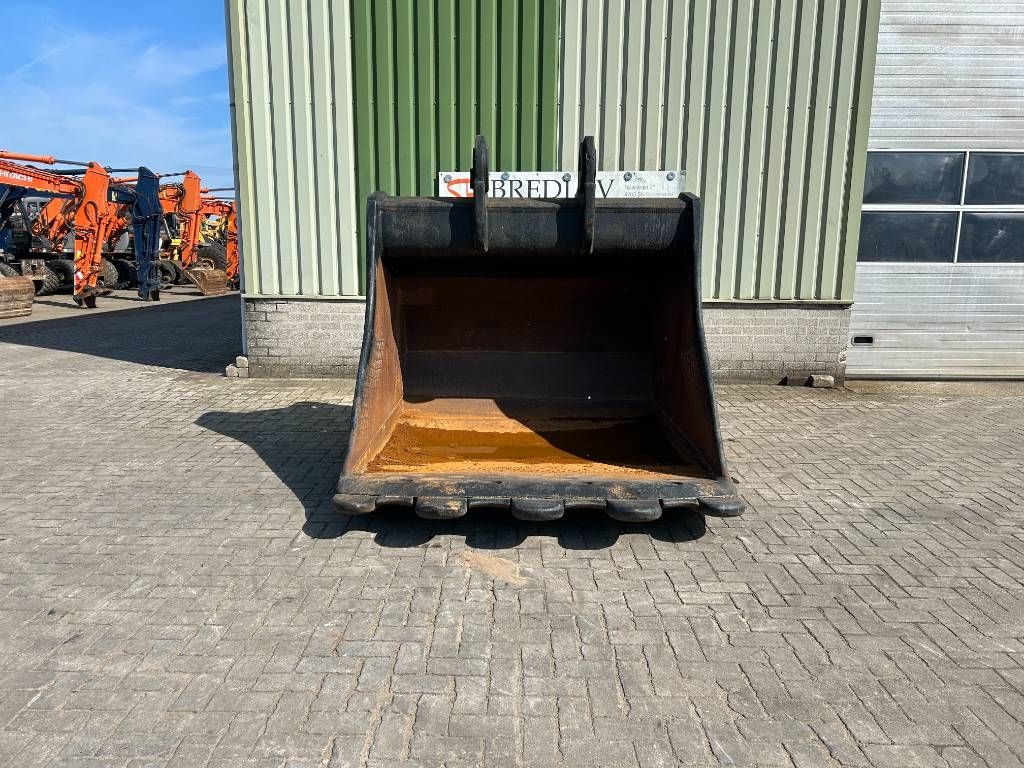 Hitachi 890 Tandenbak