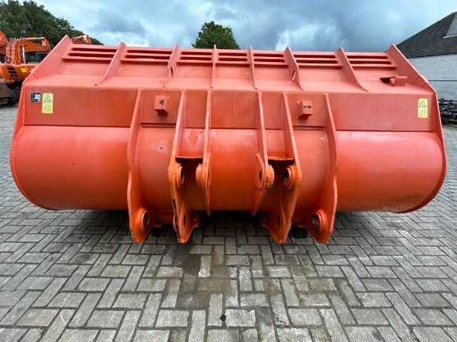 Hitachi ZW 370 Tandenbak