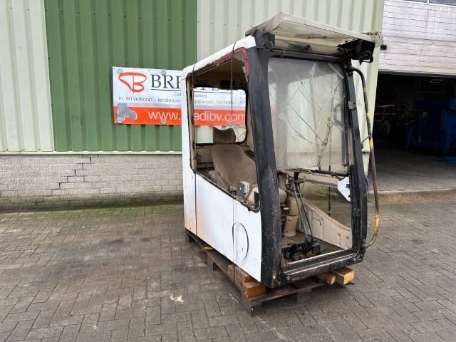 CAT 325 LN