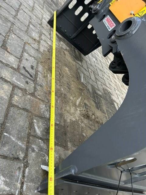 Trevibenne PMG 08 C
