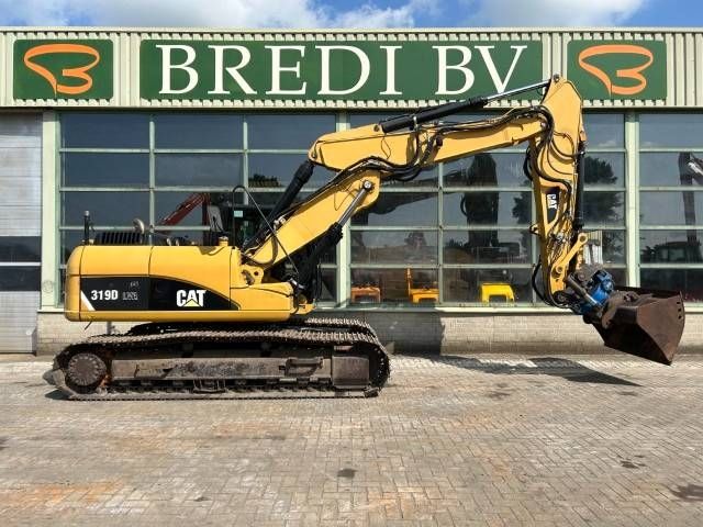 CAT 319 D