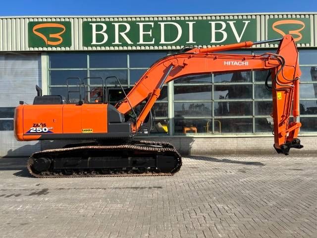 Hitachi ZAXIS 250LCN-6
