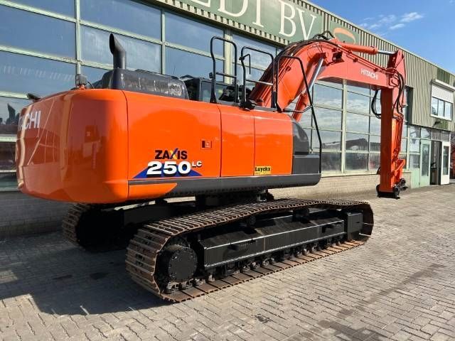 Hitachi ZAXIS 250LCN-6