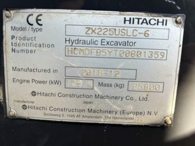 Hitachi Zaxis 225 US LC-6