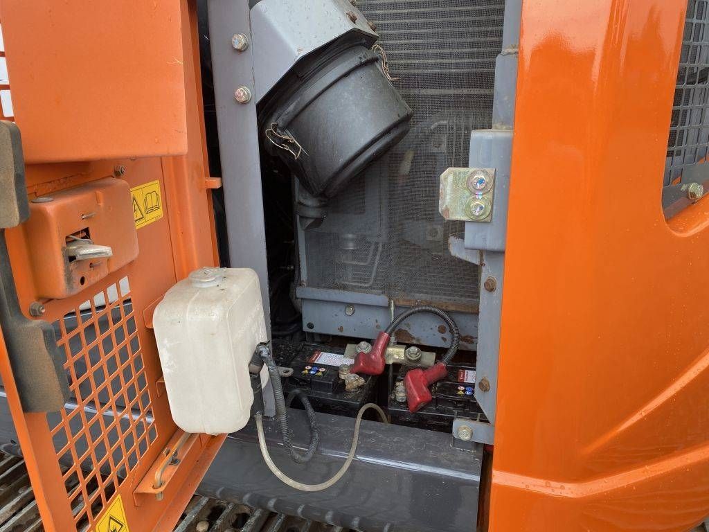 Hitachi ZX 135 US 5-B