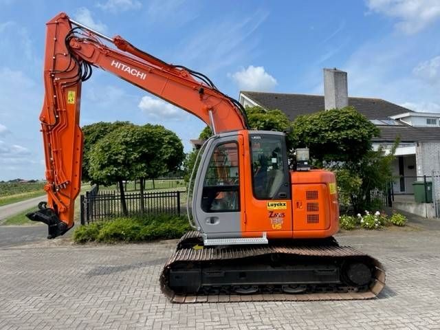 Hitachi ZX 135 US