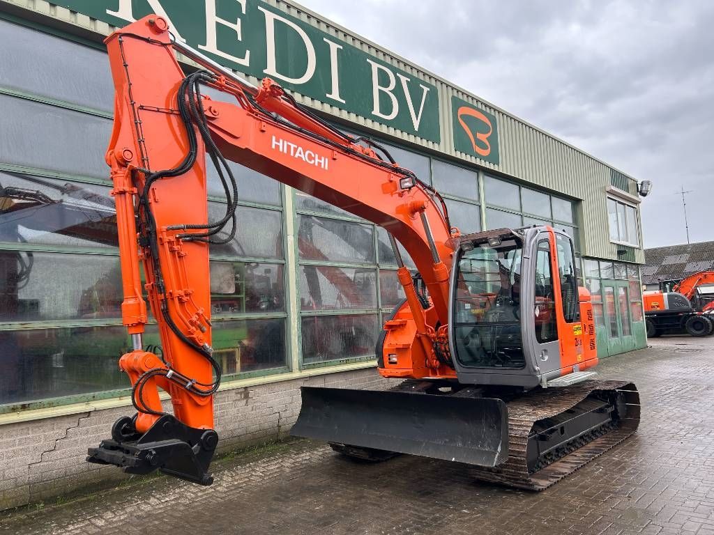 Hitachi ZX 135 US