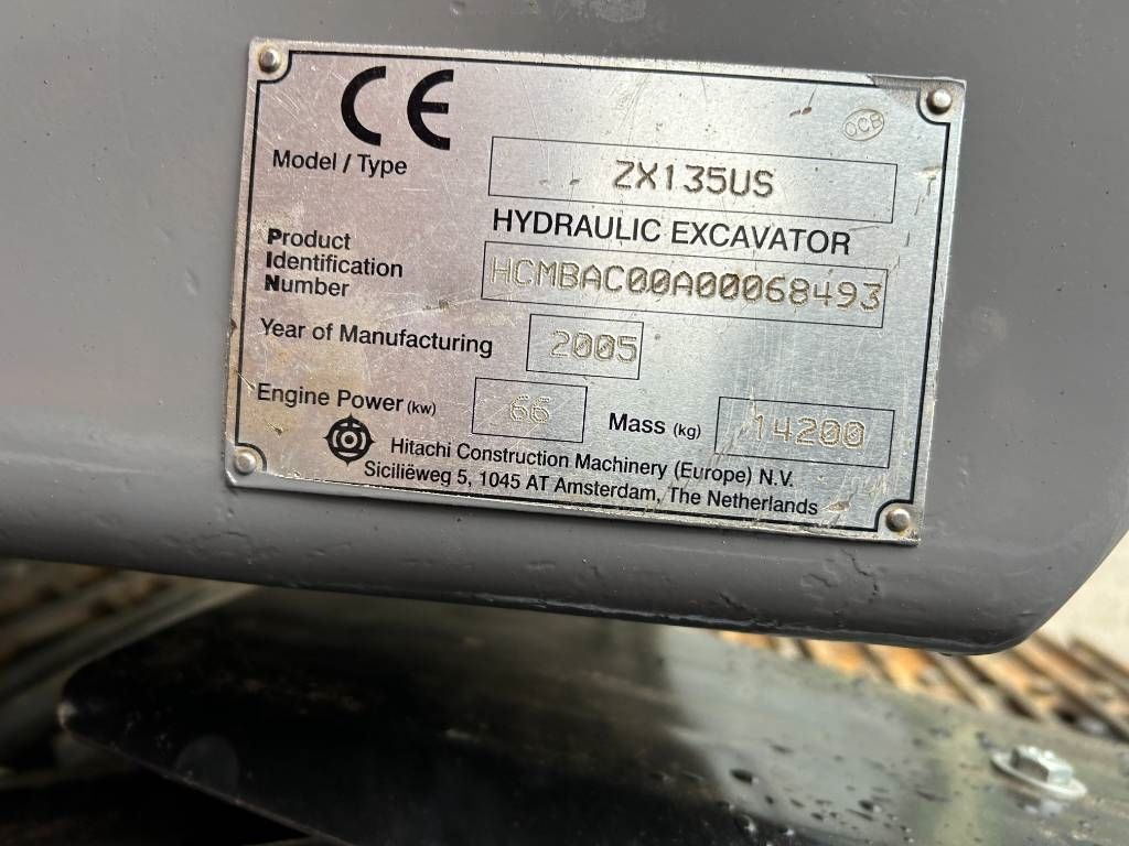 Hitachi ZX 135 US