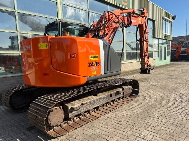 Hitachi ZX 135 US-3