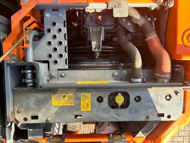 Hitachi ZX 135 US-3