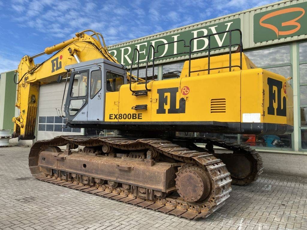 Hitachi EX 800-5