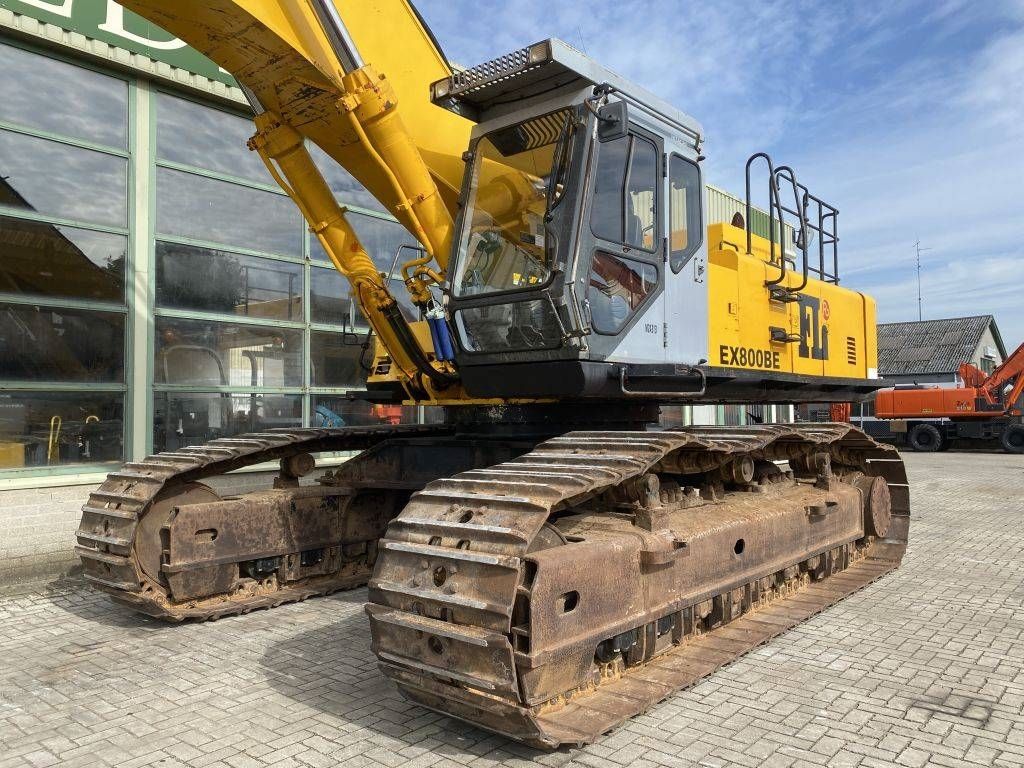 Hitachi EX 800-5