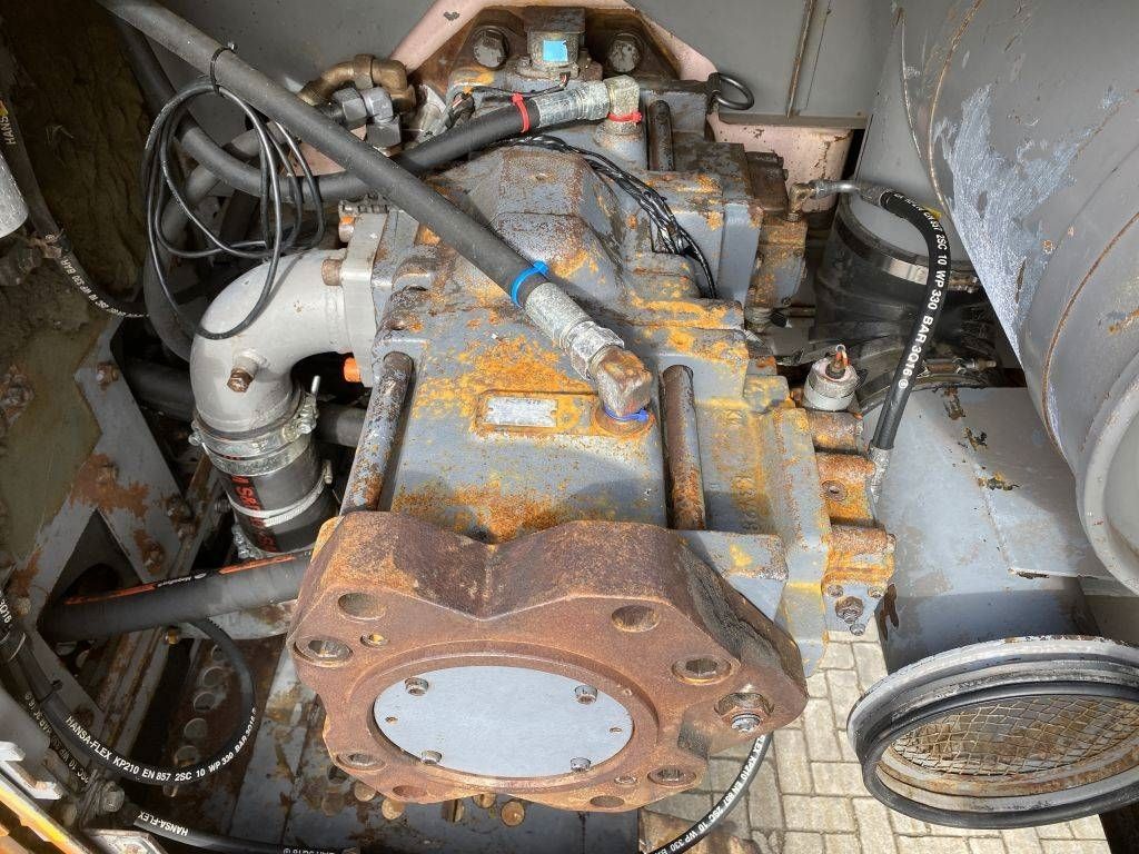 Hitachi EX 800-5