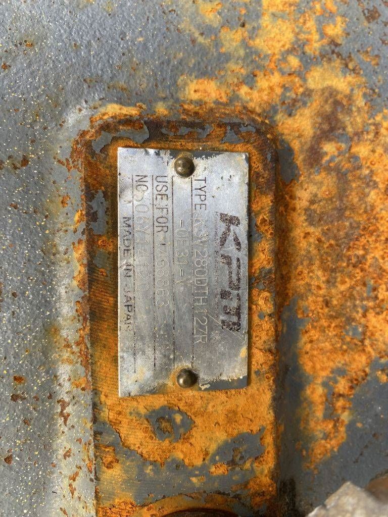 Hitachi EX 800-5
