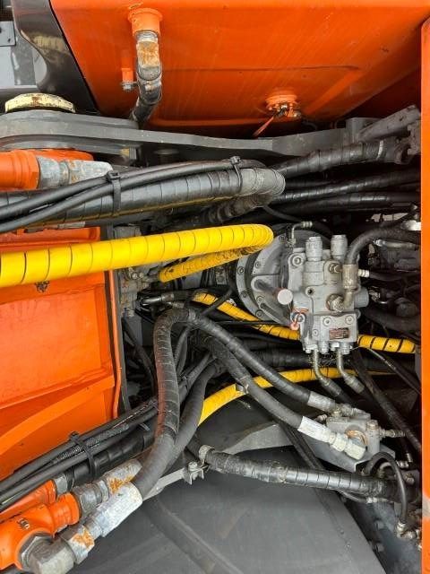 Hitachi ZX 210 LC-3