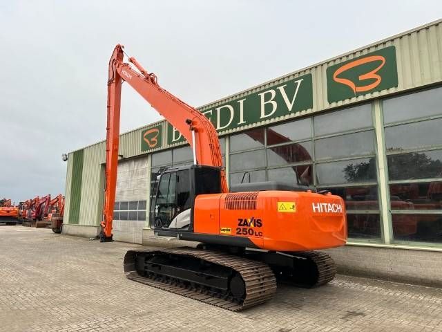 Hitachi ZX250LC-5B long Reach