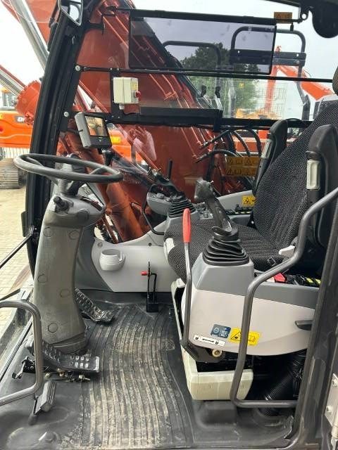 Hitachi ZX 140 W-6