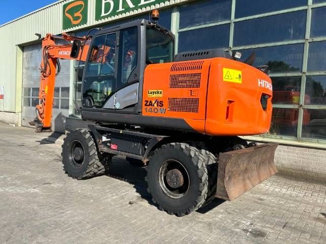 Hitachi ZX 140 W-5B