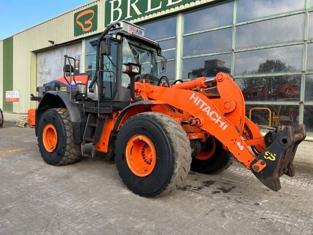 Hitachi ZW 250-6