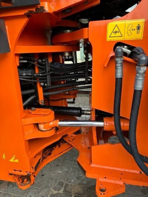 Hitachi ZW 250-6