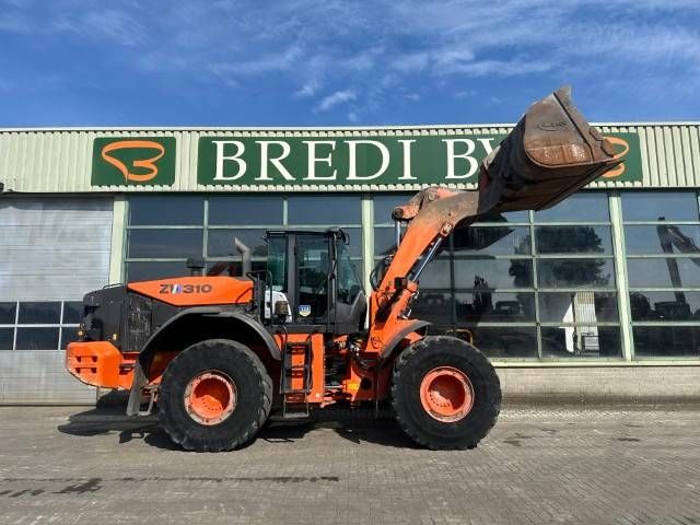 Hitachi ZW 310-5B