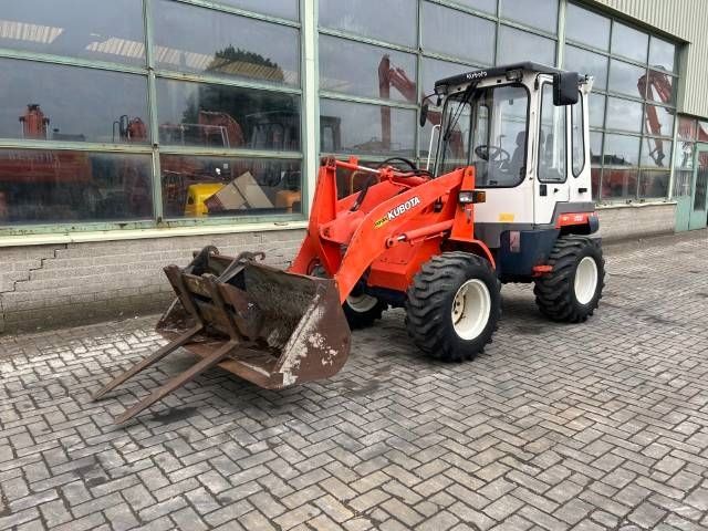Kubota R 520