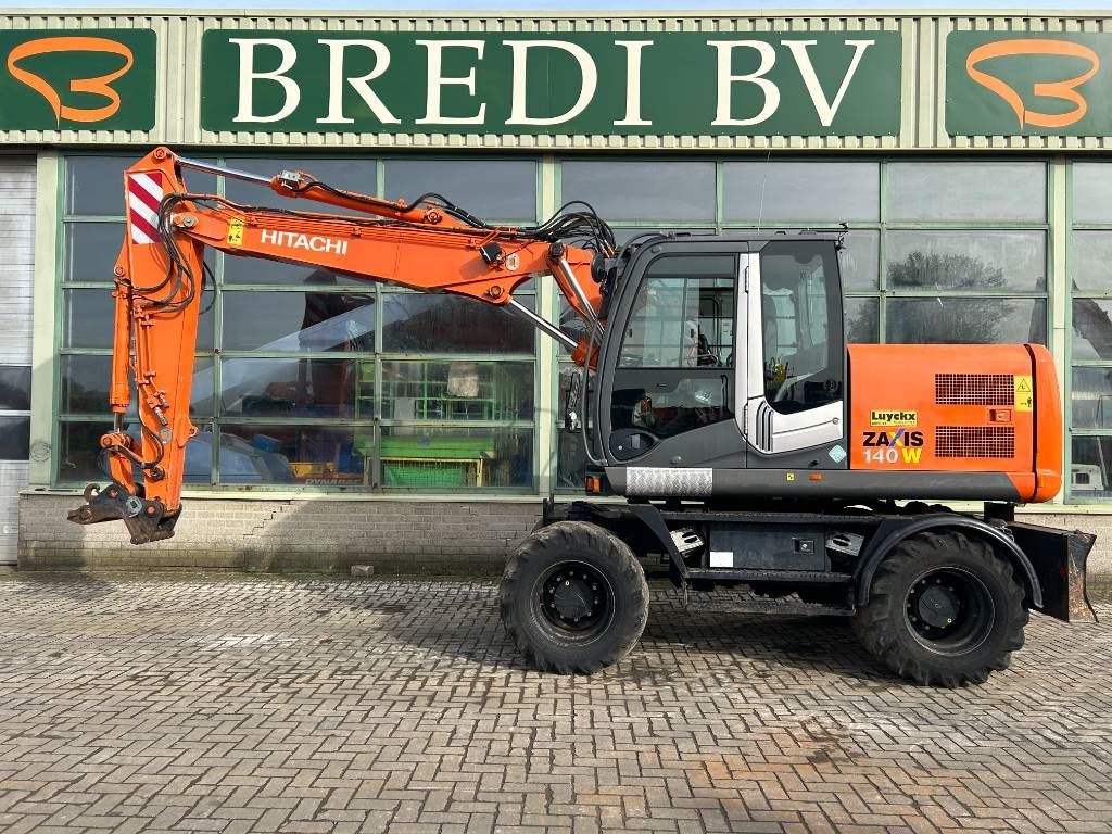 Hitachi ZX 140 W-3