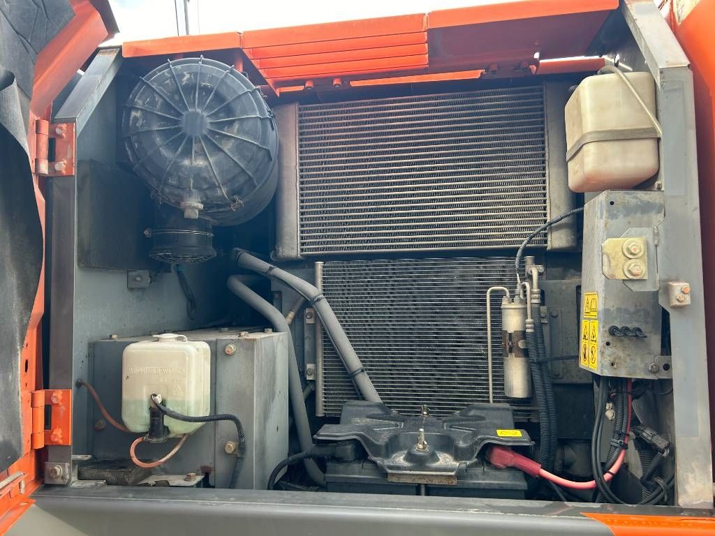 Hitachi ZX 140 W-3