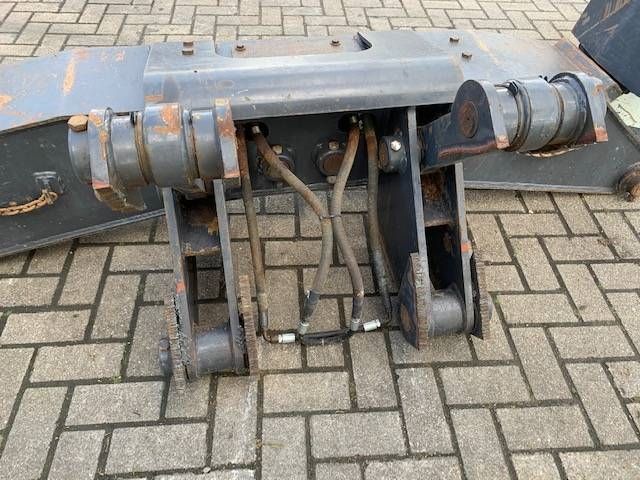 Doosan Outriggers