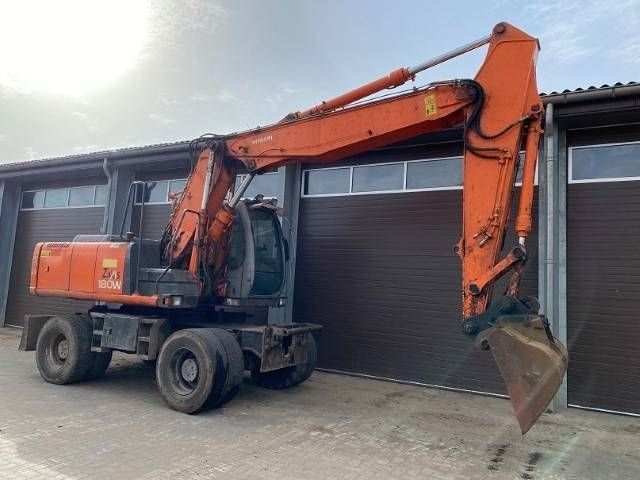 Hitachi ZX 180 W