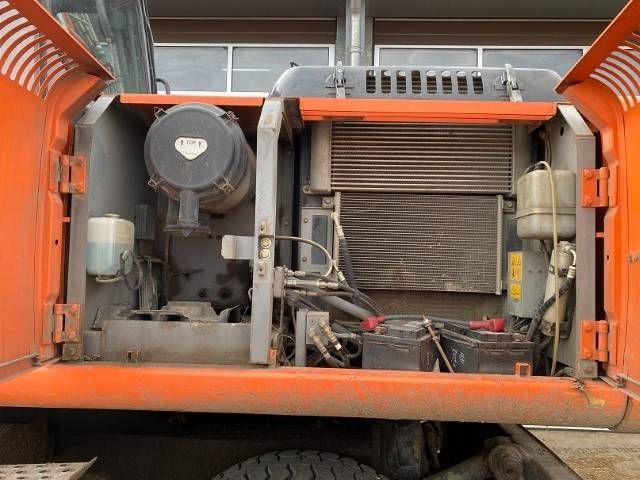 Hitachi ZX 180 W