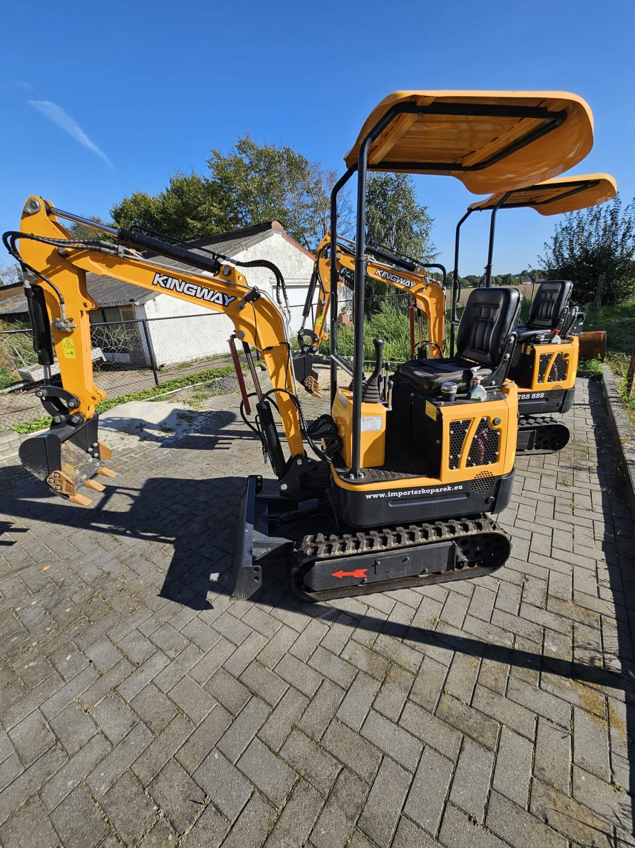 Minibagger Kingway Caterpil 1000KG – Ausstellungsmodell AKTION