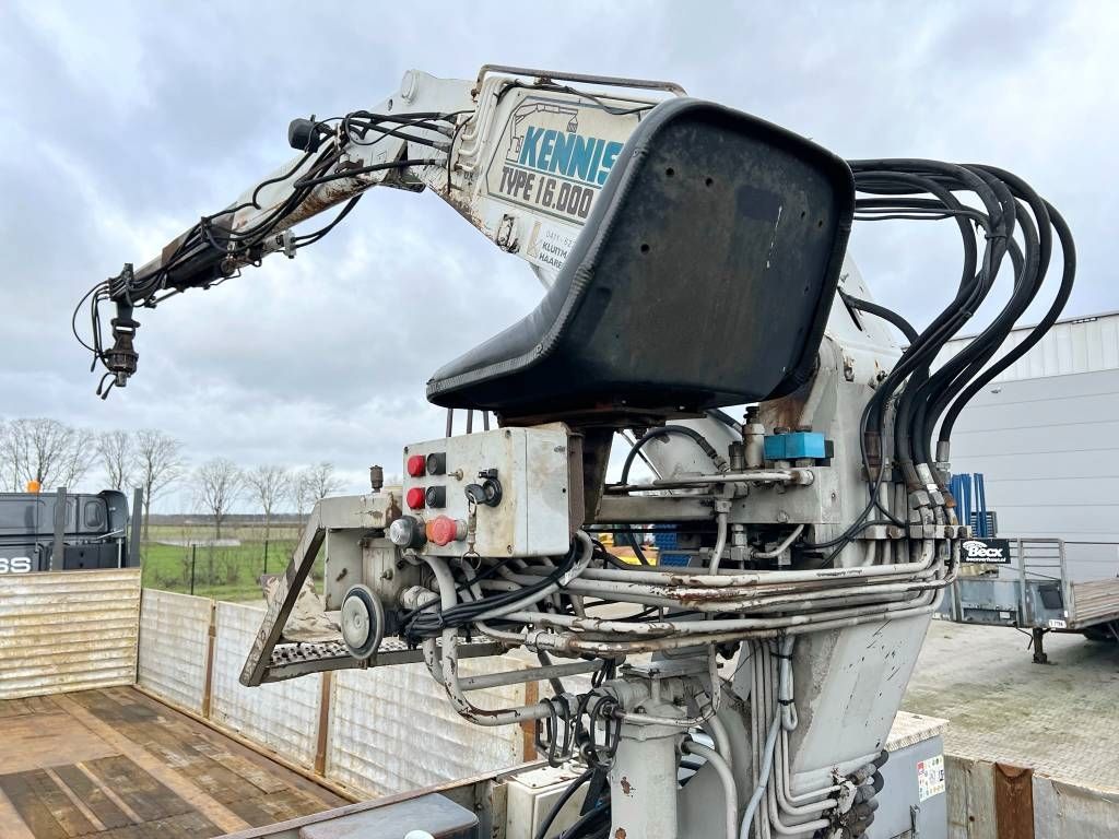 Pacton T3-003 Brick Trailer - Kennis 16000-R Crane