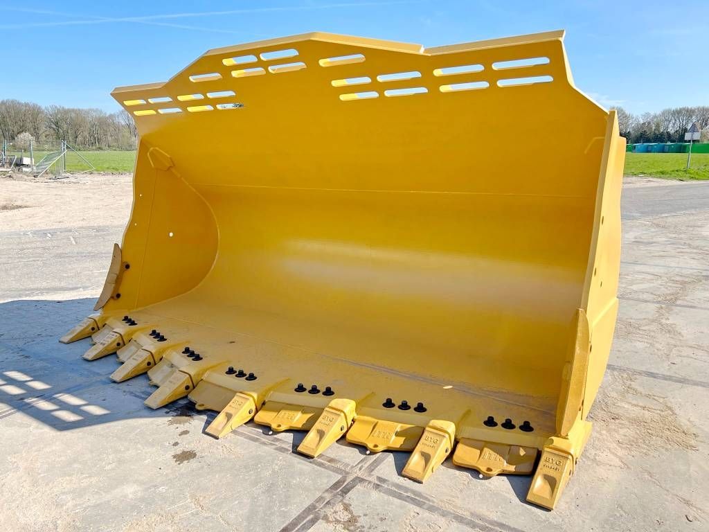 CAT 988H Bucket New / Unused Dutch fabrication Hardox
