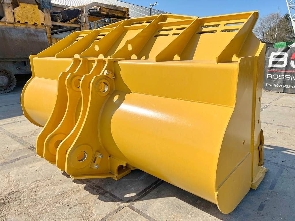 CAT 988H Bucket New / Unused Dutch fabrication Hardox