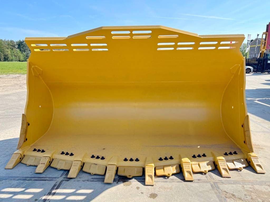CAT 988H Bucket New / Unused Dutch fabrication Hardox