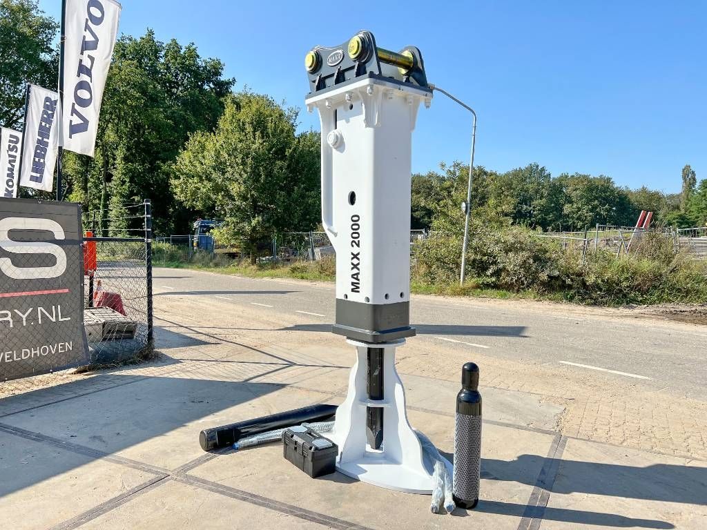 Maxx 2000 hammer / 18-26 ton /hydraulic breaker /