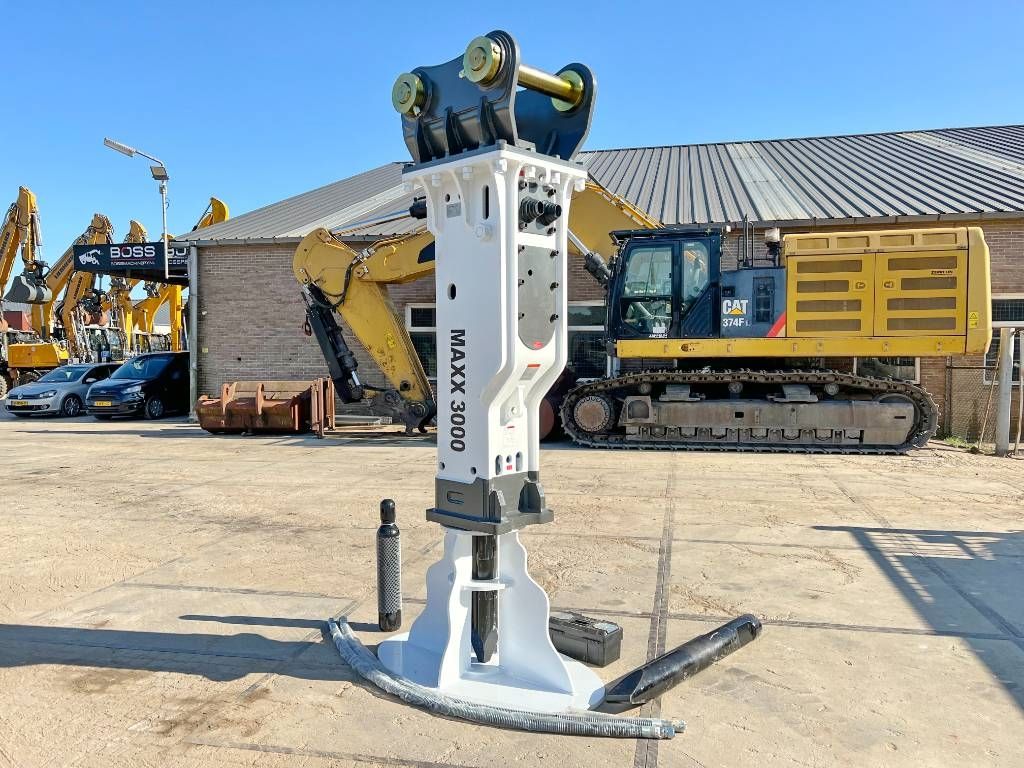 Maxx 3000 hammer / 27-40 Ton / Hydraulic Breaker /