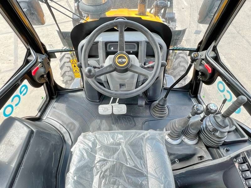 JCB 3DX / 3CX Plus 4WD - 4/1 Bucket / Hammer Lines