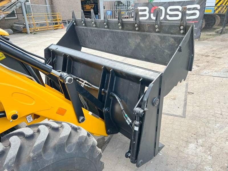 JCB 3DX / 3CX Plus 4WD - 4/1 Bucket / Hammer Lines