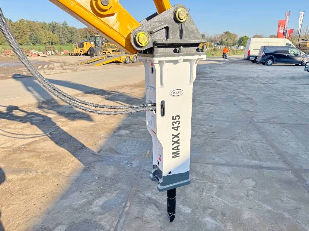JCB 3DX / 3CX Plus 4WD - 4/1 Bucket + Hammer