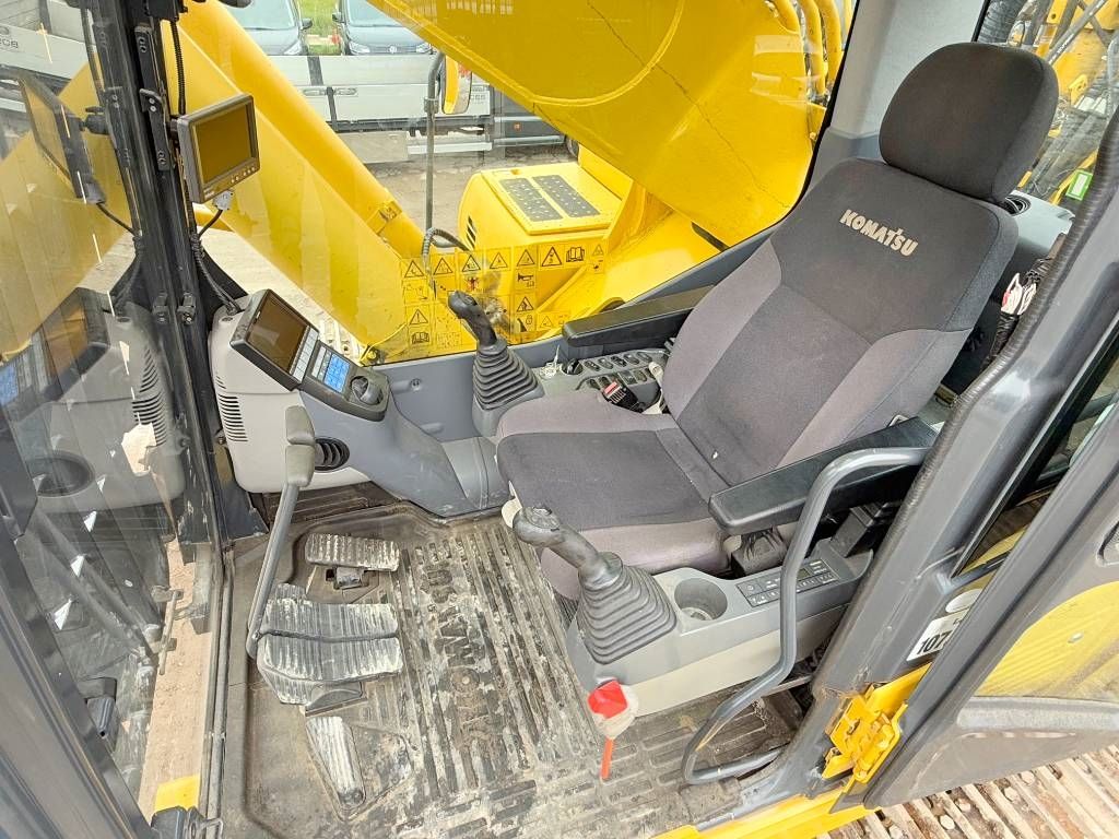Komatsu PC490LC-10 UHD - 29m Demolition / Oilquick