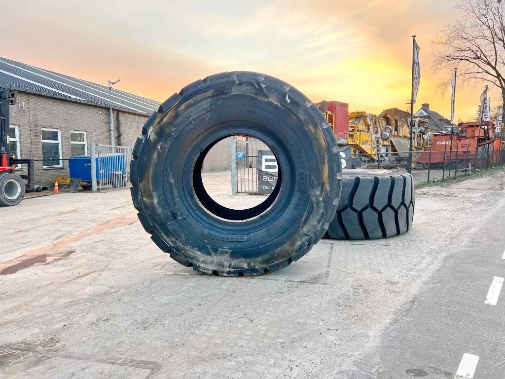 Michelin X Mine D2 45/65R45 Tyre x 2