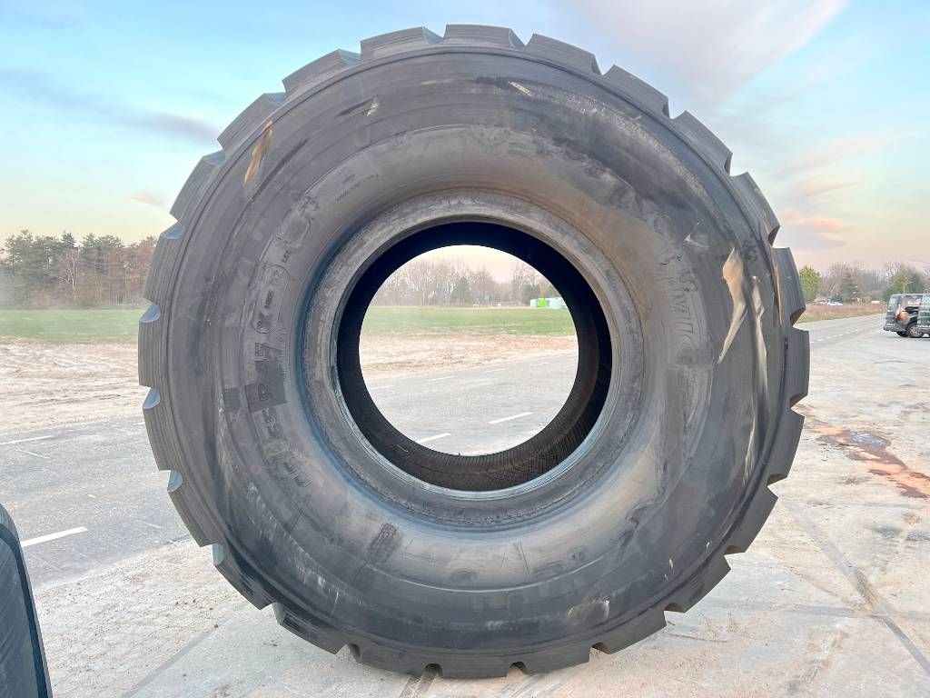 Michelin X Mine D2 45/65R45 Tyre x 2