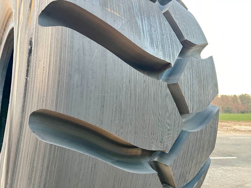 Michelin X Mine D2 45/65R45 Tyre x 2