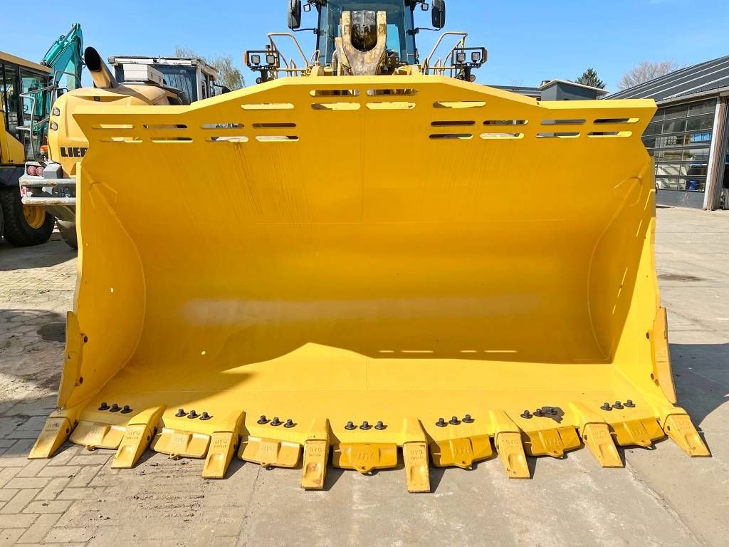 CAT 988K Bucket - New / Unused