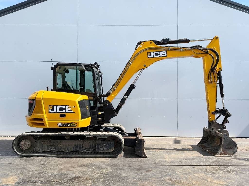 JCB 86C-1 - Hammer Lines / Quick Coupler