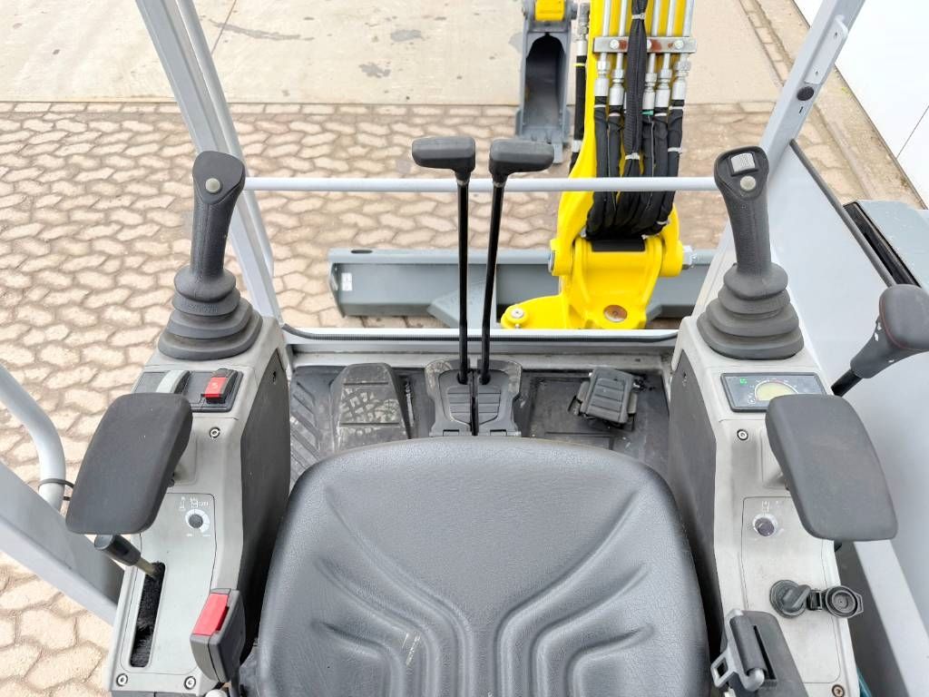 Wacker Neuson EZ36 - New / Unused / Hammer Lines