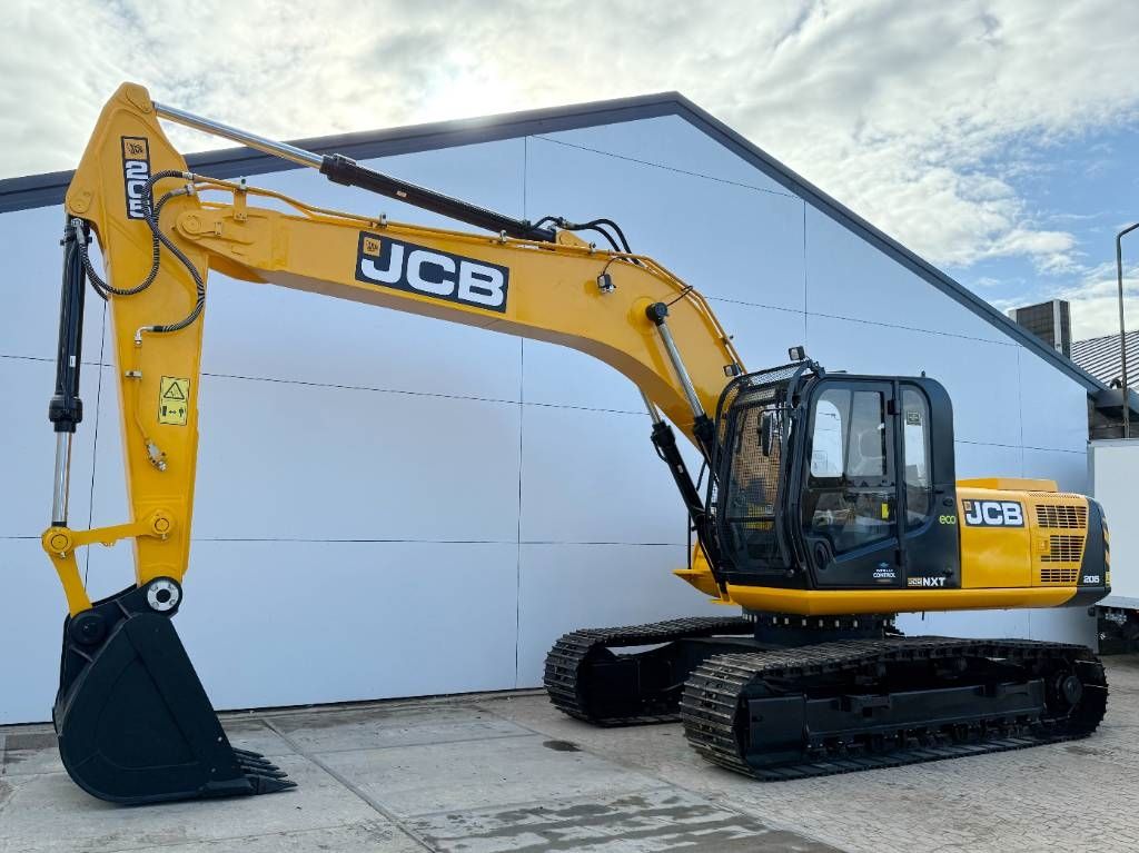 JCB 205 *2025 Model* - New / Unused / Hammer Lines