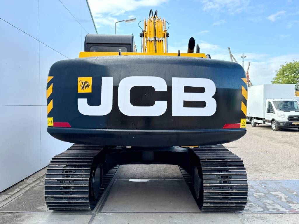 JCB 205 *2025 Model* - New / Unused / Hammer Lines